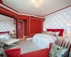 Queen-of-Hearts-Bedroom-500x400.jpg