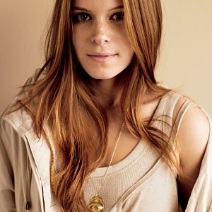 Kate_mara_hair_colour-624x780