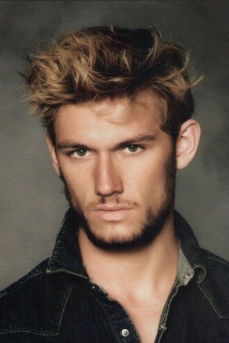 Alex Pettyfer