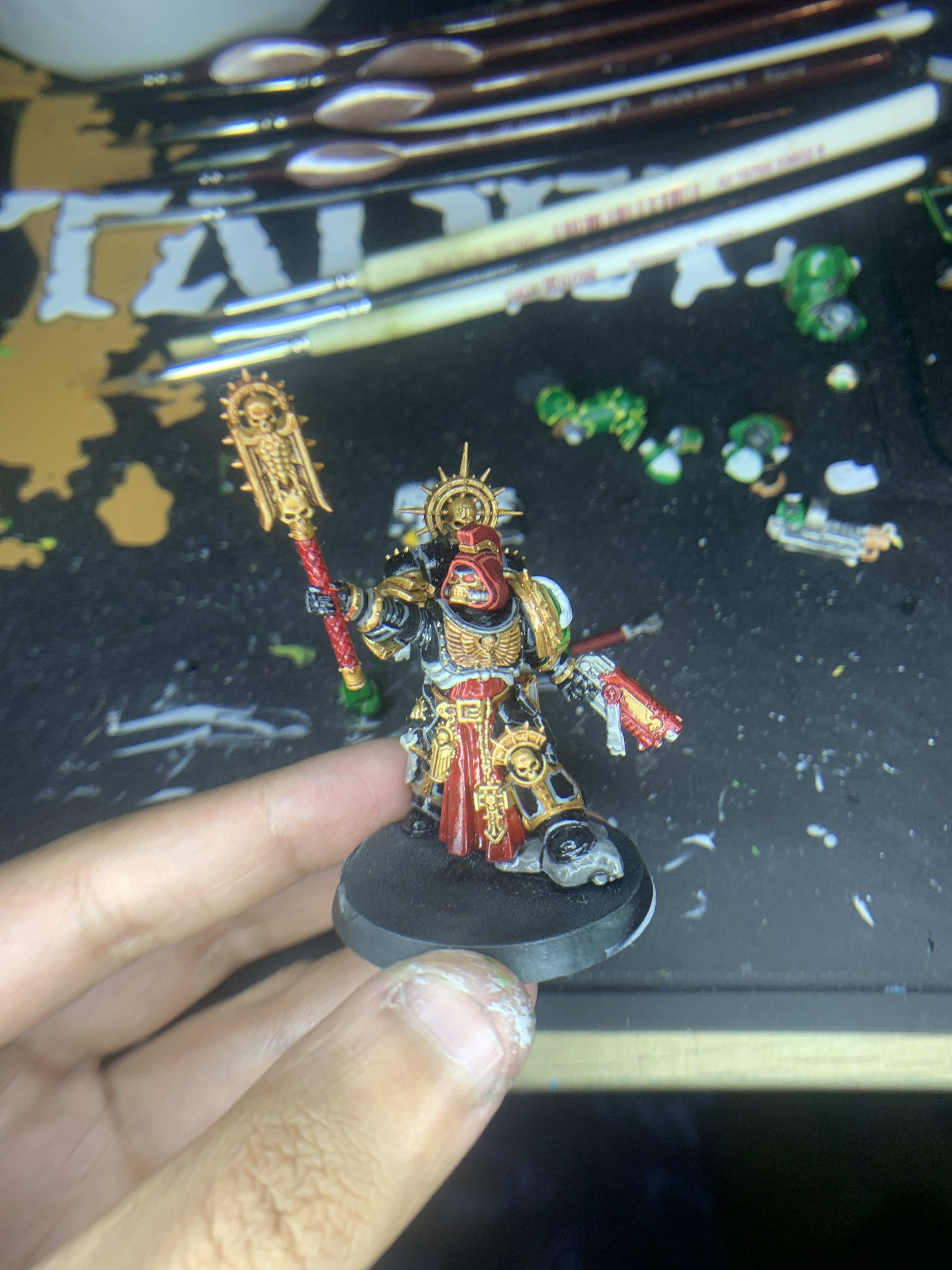 Mini 25: Primaris Chaplain (Indomitus): Salamander Chapter: Second Company (Head Swap)